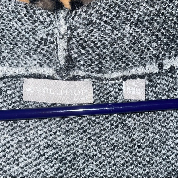 Sweater vest cardigan black and grey color block - Picture 2 of 2